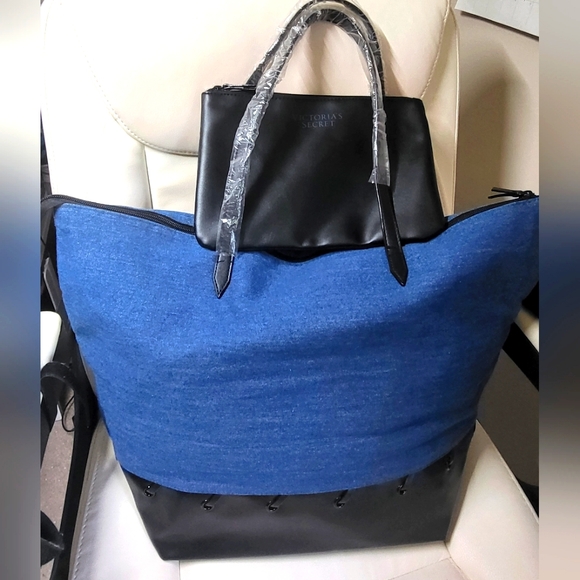 BNWT Victoria's Secret Blue and Black Tote Bag with Matching Makeup Case - Picture 3 of 10